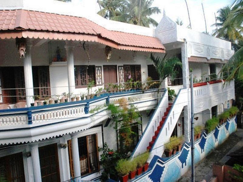 Dream Catcher Home Stay Kochi Exterior photo