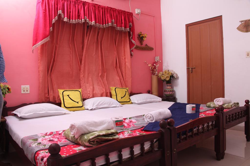 Dream Catcher Home Stay Kochi Exterior photo